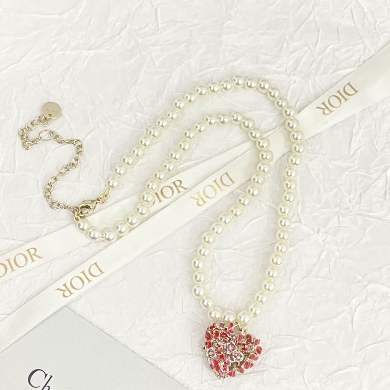 chr1st1an D10r necklaces